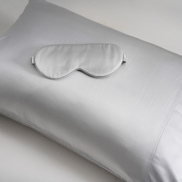 Twin Ducks 100% Mulberry Queen Silk Pillow Case Plus A Silk Sleep Mask - Grey